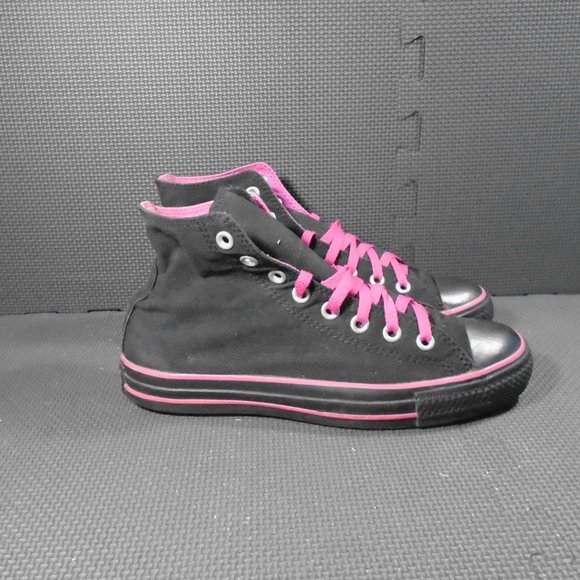 Converse Shoes - Womens Sz 9 Converse Hight Tops